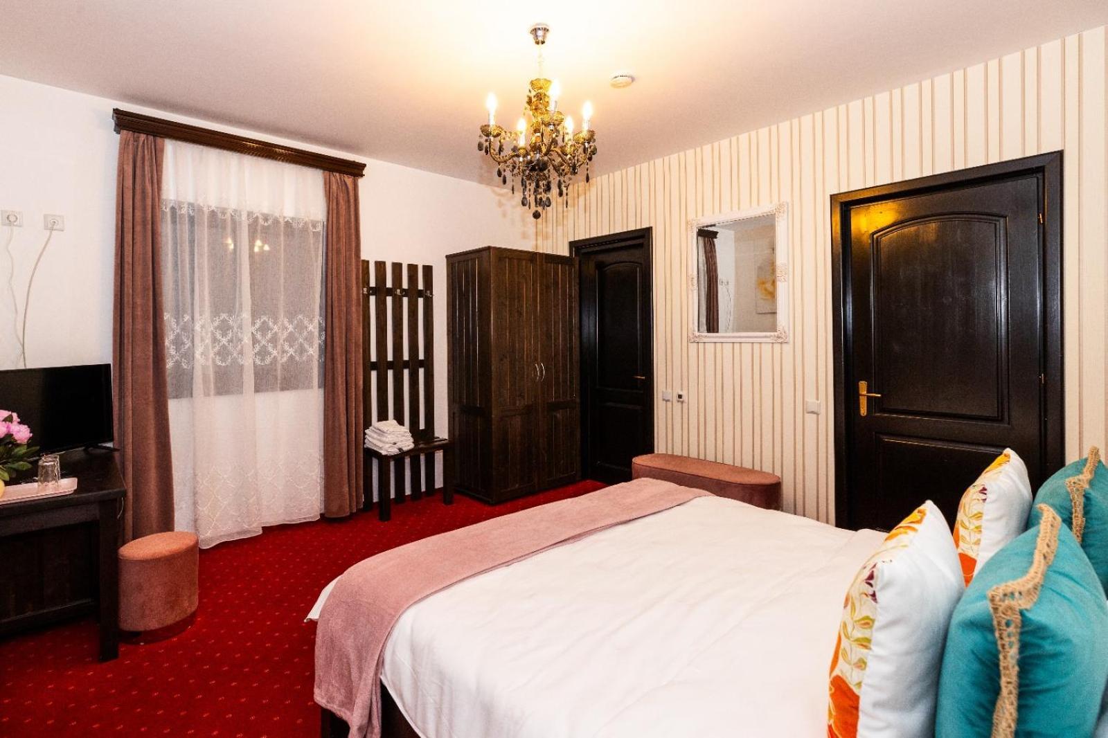Vila Luca-Hotel Şirnea Eksteriør billede